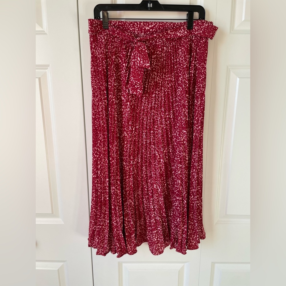 Skies are Blue Saige pleated skirt